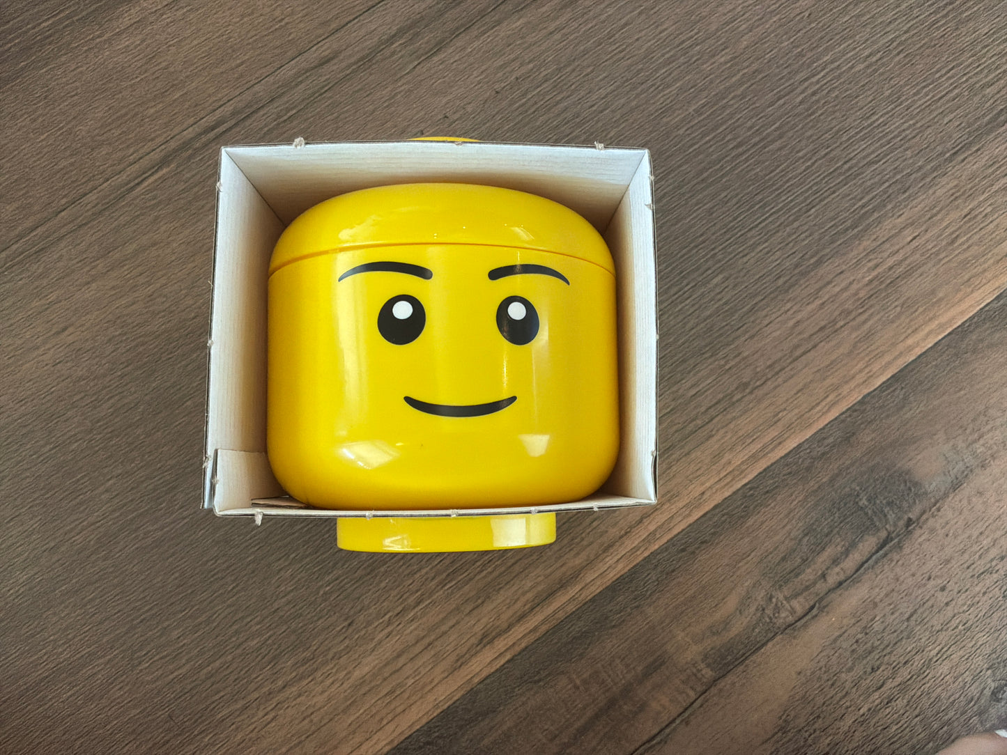 Storage head