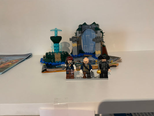 4192 Small Pirate Set