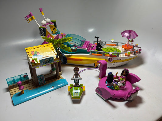 41433 | Friends | Party Boat | As Is